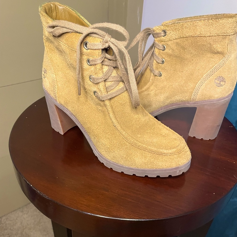 Timberland Brown Suede Booties with Chunky Heel